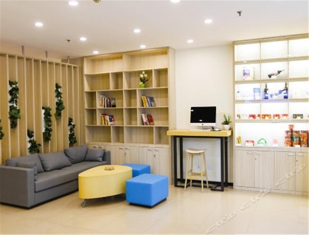 Hanting Hotel Dalian Olympic Square Hotel Esterno foto